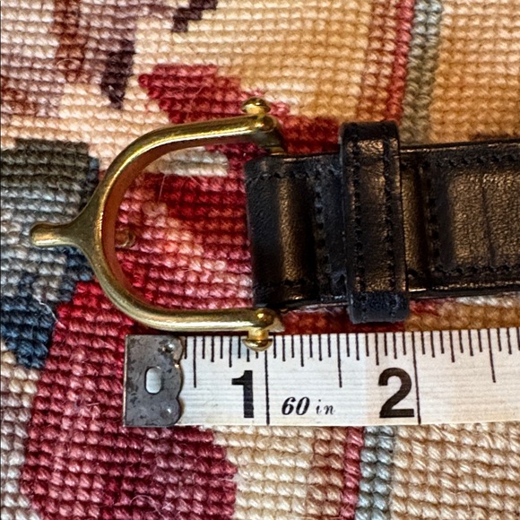 Equestrian Themed Black Leather Belt Size 28 - Picture 4 of 6